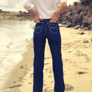 Oscar de la Renta high rise raw hem mom Jeans